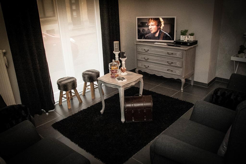 Interbellum Apartment Ypres Room photo