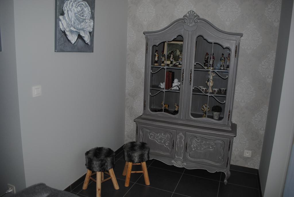 Interbellum Apartment Ypres Room photo