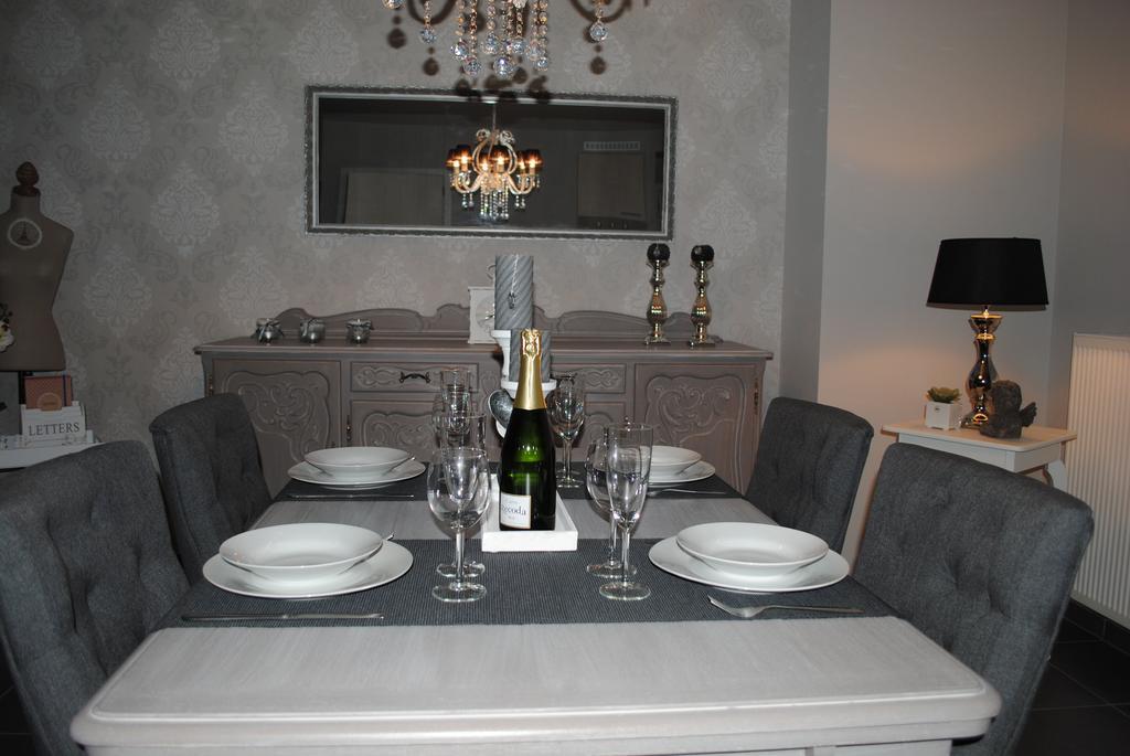 Interbellum Apartment Ypres Room photo